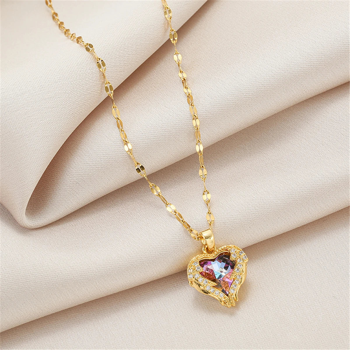 ZUPHAR Crystal Heart Pendant Necklace – 18K Gold Stainless Steel