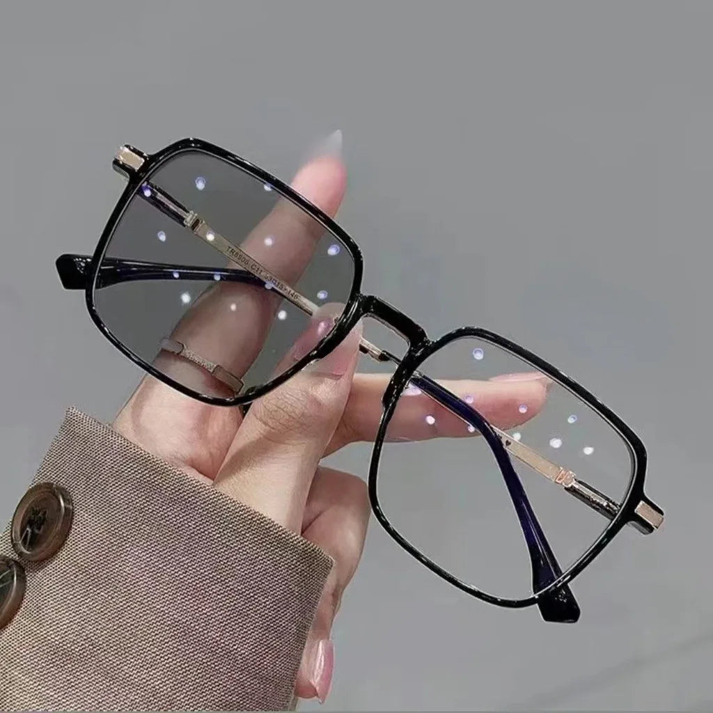 Photochromic Blue Light Blocking Glasses — Indoor & Outdoor Smart Lenses | Unisex