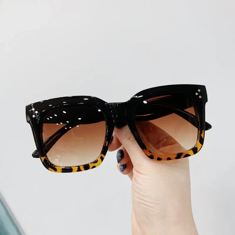 Retro Square Gradient Sunglasses