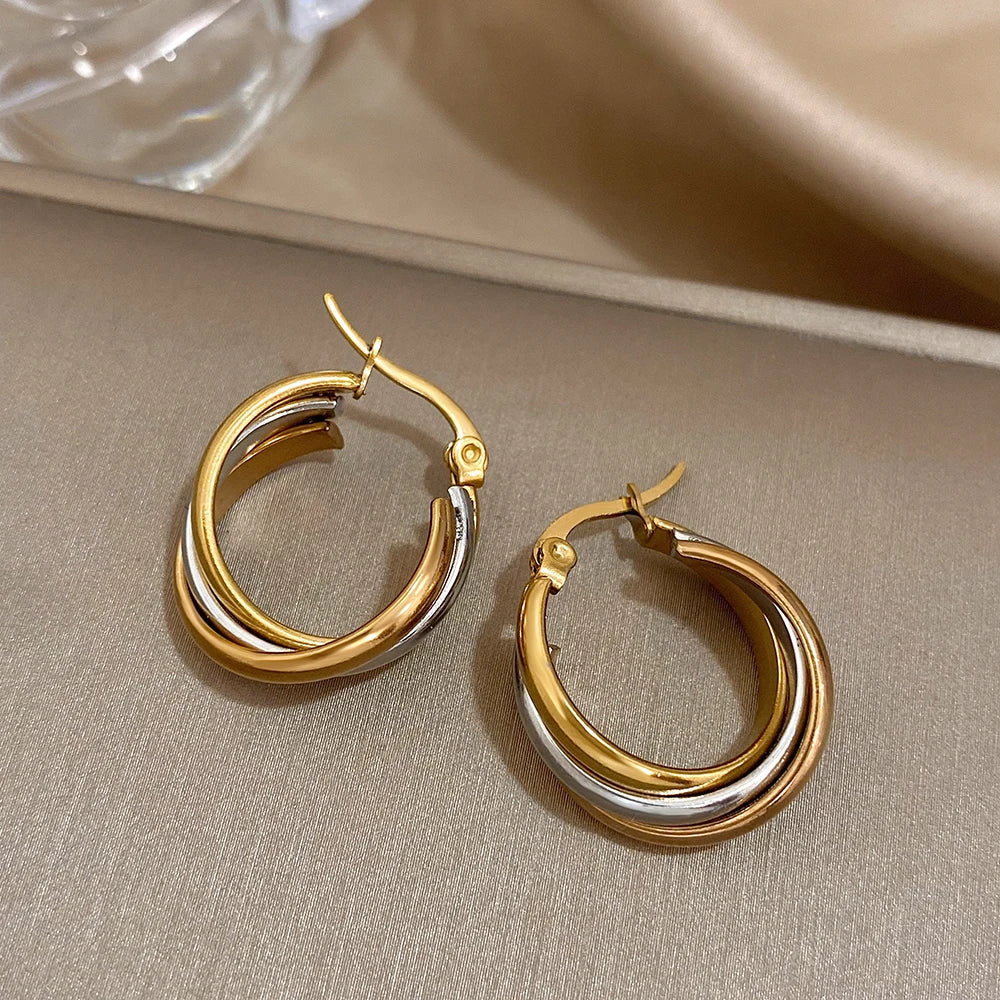 ZUPHAR™ Twisted U-Shape Hoop Earrings – Waterproof Stainless Steel for Women