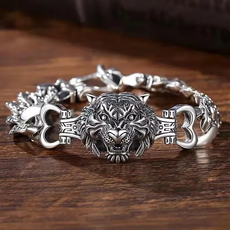 ZUPHAR™ Classic Feather Chain Bracelet