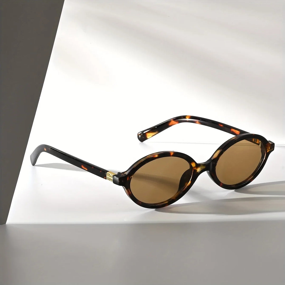 Women’s Oval UV400 Sunglasses